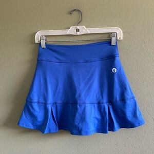 NWOT Colbalt blue tennis/pickle ball skort with black attached shorts by Dona Jo